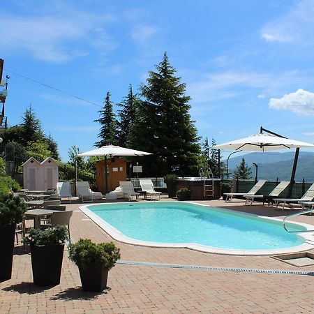 Albergo Ristorante Miramonti Toano Eksteriør bilde