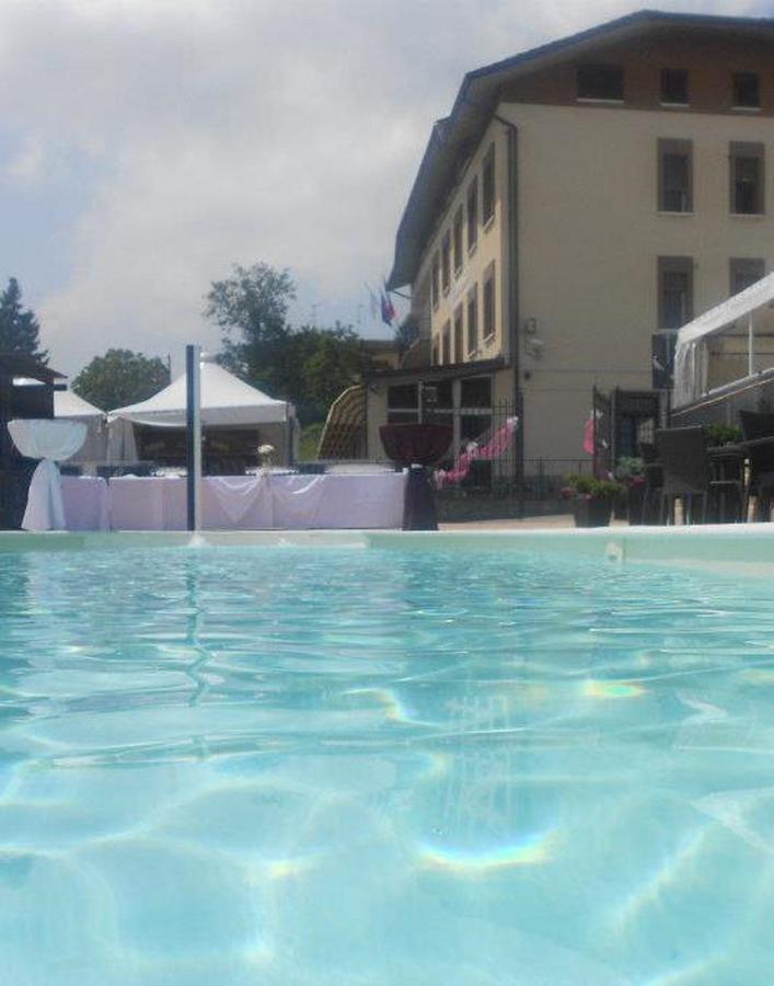 Albergo Ristorante Miramonti Toano Eksteriør bilde